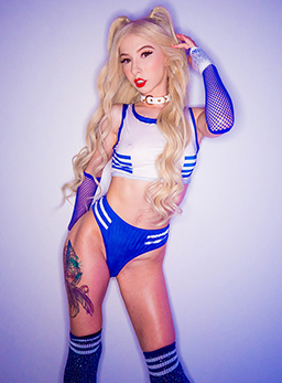 Kenzie Reeves